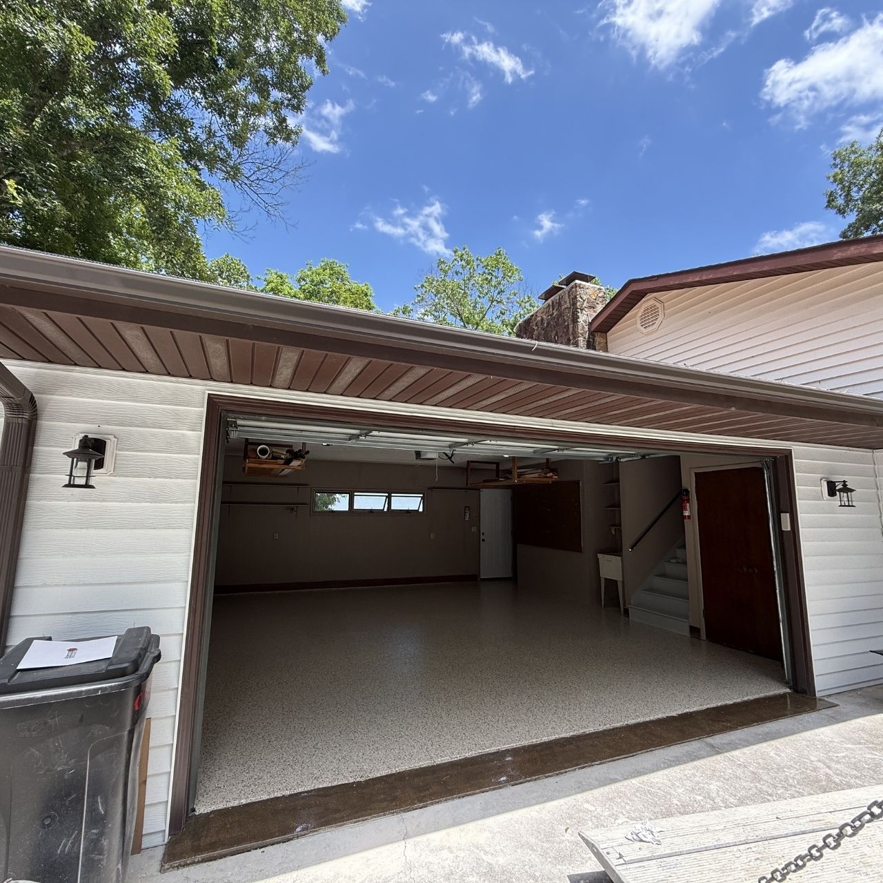 Gray flake garage floor coating Southwest Missouri