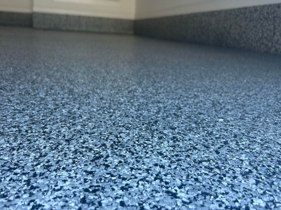 Full flake garage floor Ozarks Concrete Coatings